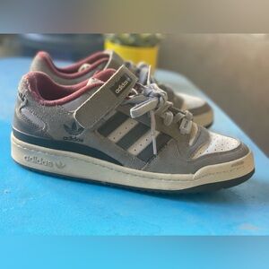 Adidas Originals Forum 84 Low Home Alone 2